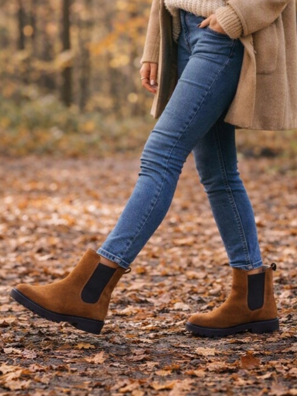 Ann Taylor Loft Chelsea Ankle Boots in Chestnut Brown